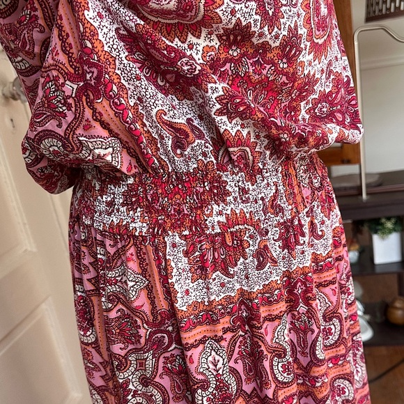 3/$20 💥 Voyage Blouson Strapless Maxi Dress Ruffle Smocked Pink Boho Paisley M - Picture 9 of 16